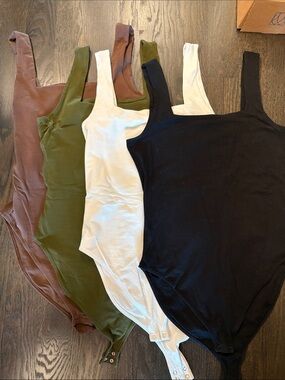 Old navy square neck bodysuits - large tall